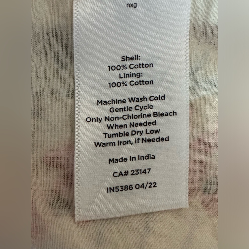 Talbots Floral Ruffle Neck‎ Blouse - Picture 7 of 7